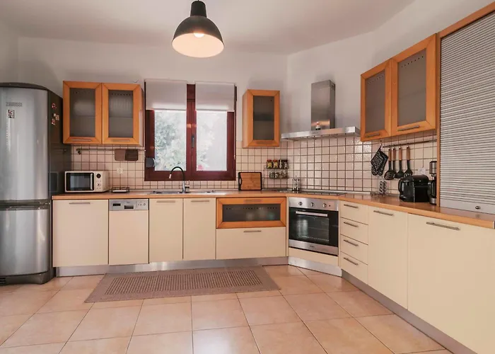 Villa Cicada Koskinou (Rhodes)