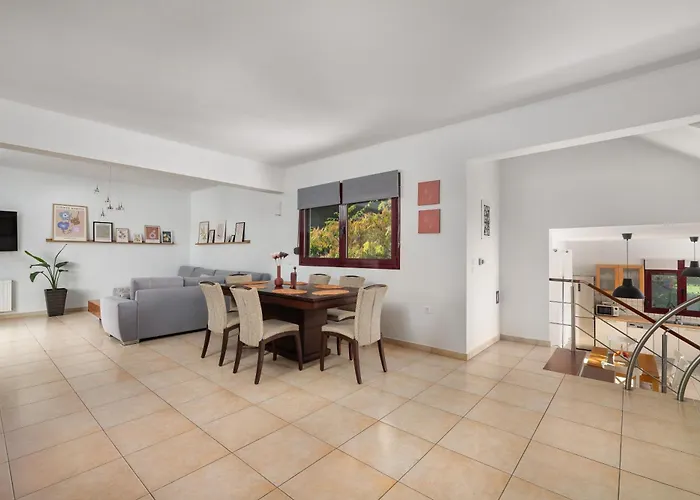 Cicada Villa Koskinou (Rhodes)